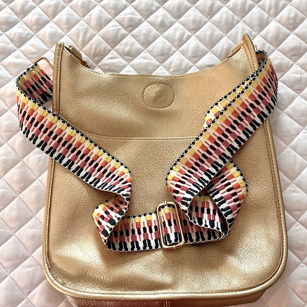 Social Threads Gold vegan messenger bag including strap